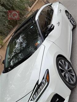 نيسان ماكسيما